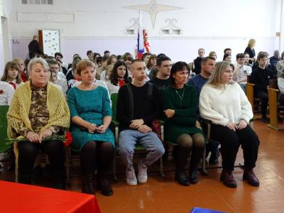 В Глазуновской средней школе проошло торжественное открытие «Парты Героя»